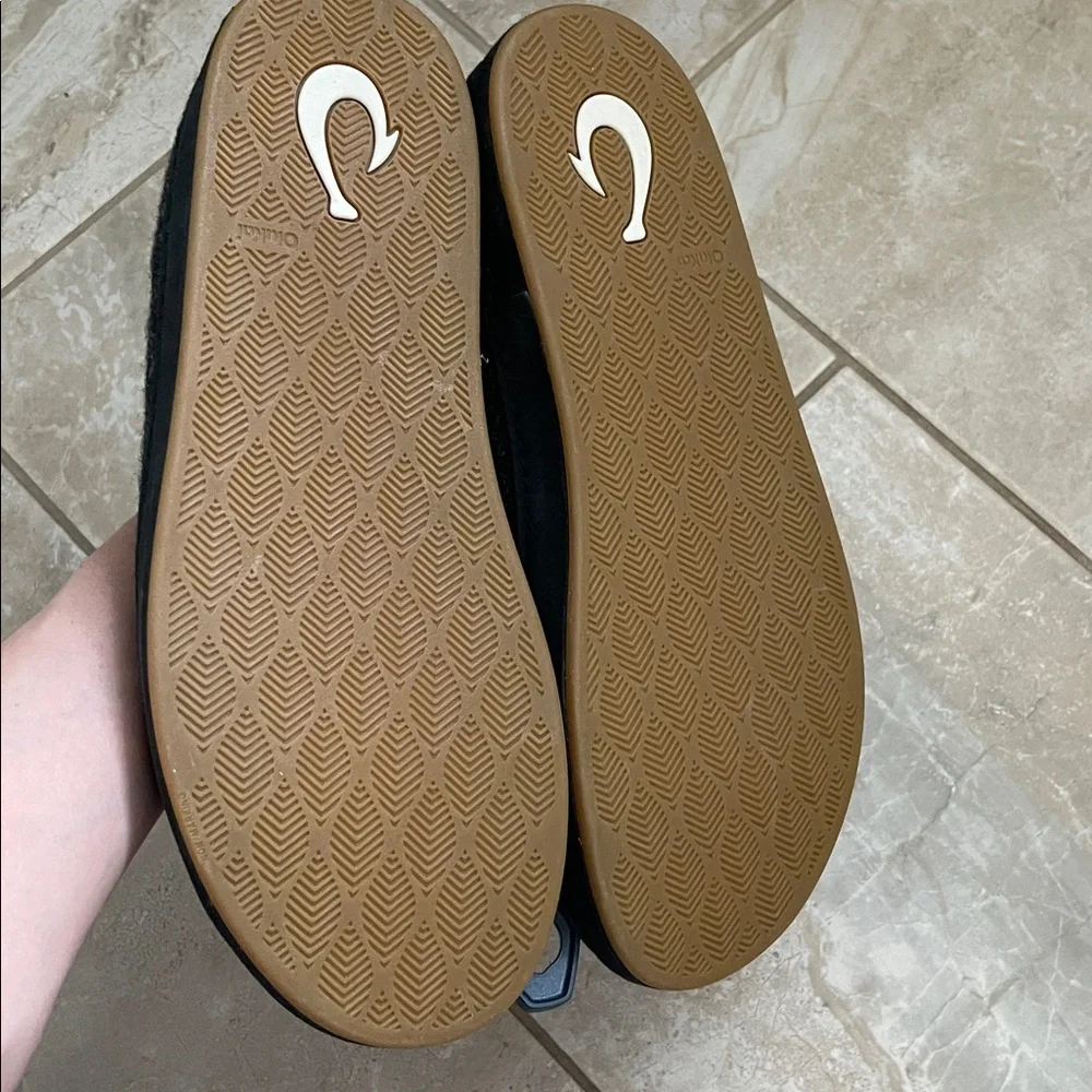 Olukai Hāmani Hulu Men’s Wool Mule Slippers Dark Shadow 12 House Shoe